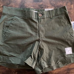 Old Navy Everyday Short